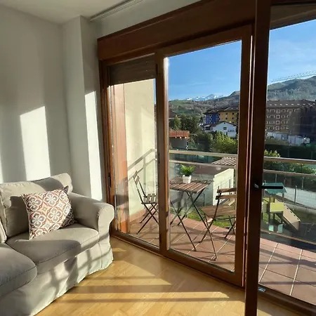 Puente Del Sella Lägenhet *